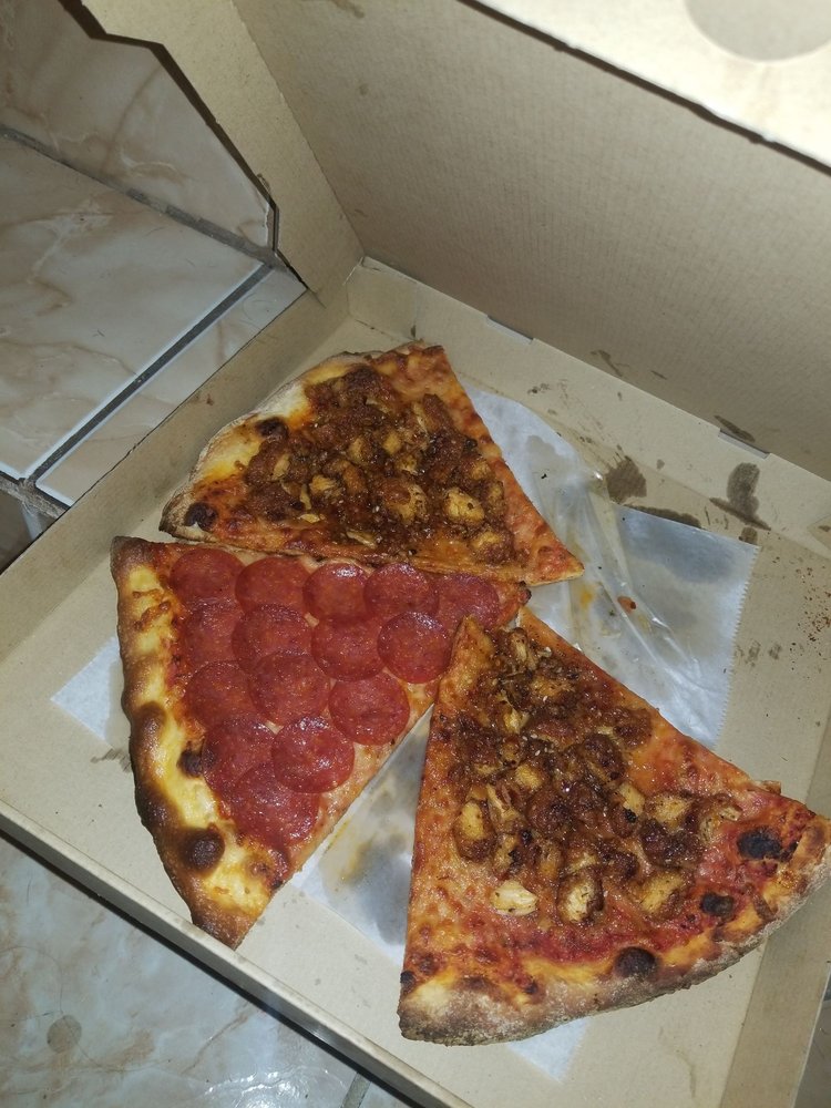 La Mia Pizza & Wings La Mia Pizza & Wings
