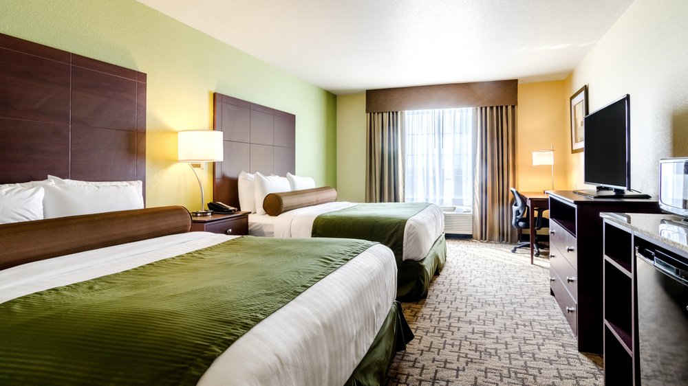 Cobblestone Inn & Suites - Holdrege