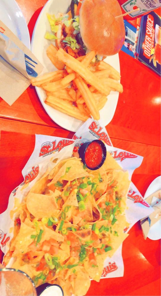 St. Louis Bar & Grill