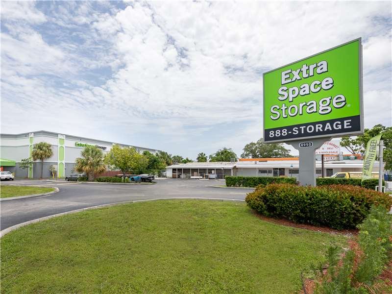 Extra Space Storage