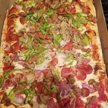 Petrillo S Italian Restaurant 243 Photos 501 Reviews Pizza Photo Of Petrillo S Italian Restaurant Glendora Ca United States