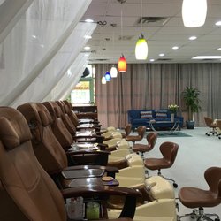 Omaha Nails & Spa - 18 Photos & 10 Reviews - Nail Salons - 4261 S 144th