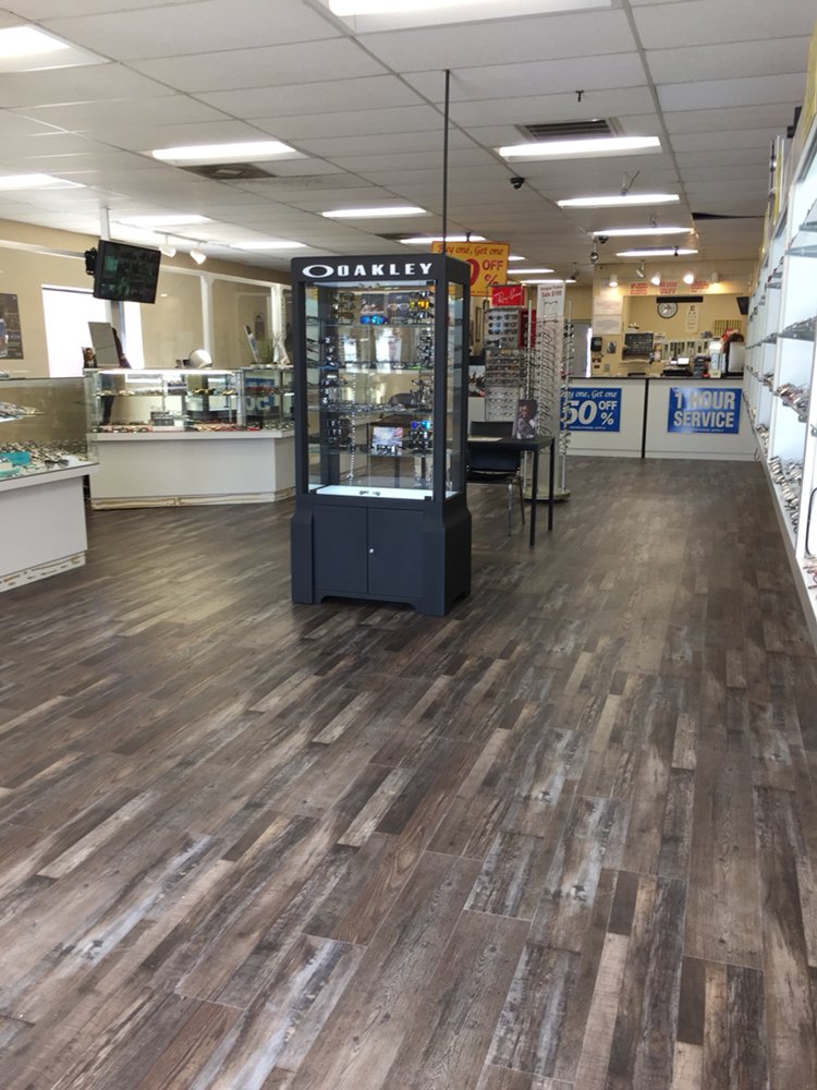Complete Eye Care Center 34 Photos & 177 Reviews Eyewear