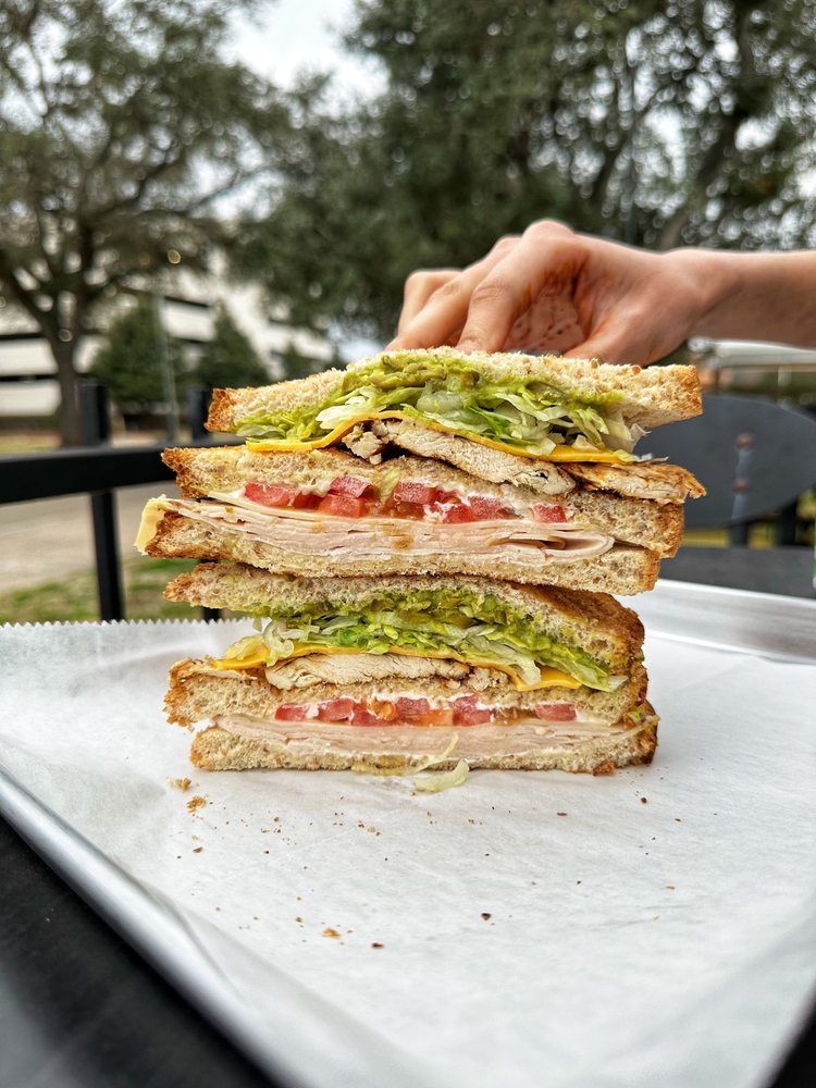 Q's Deli
