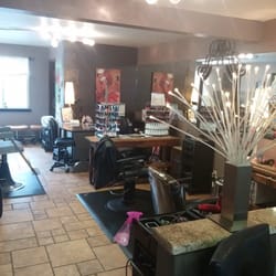 Lisa’s Salon , Nails and Day Spa - Hair Salons - 750 West Broadway