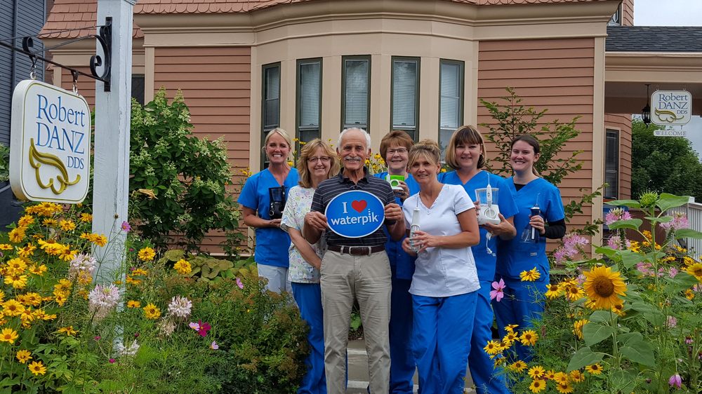 image of business Robert Danz DDS