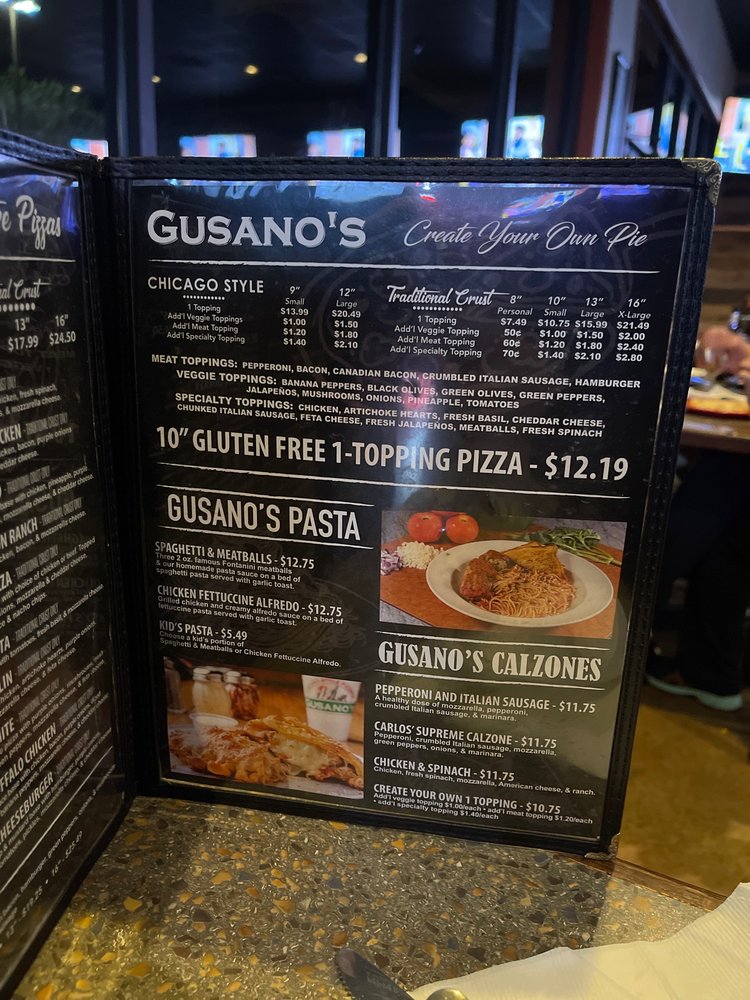 Gusanos Chicago Style Pizzeria