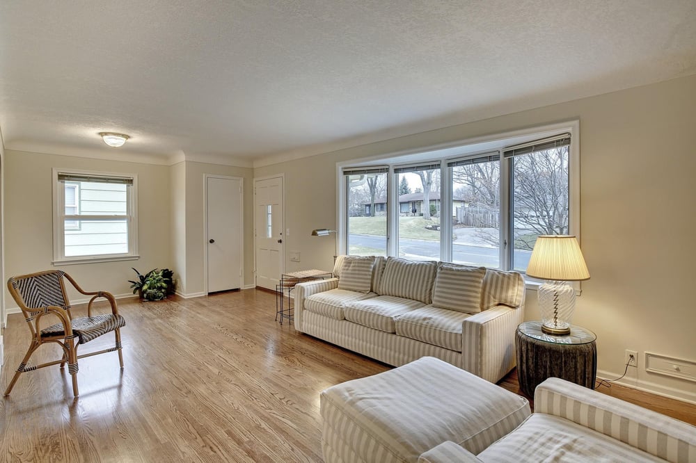Cheryl Eastbourne- Edina Realty