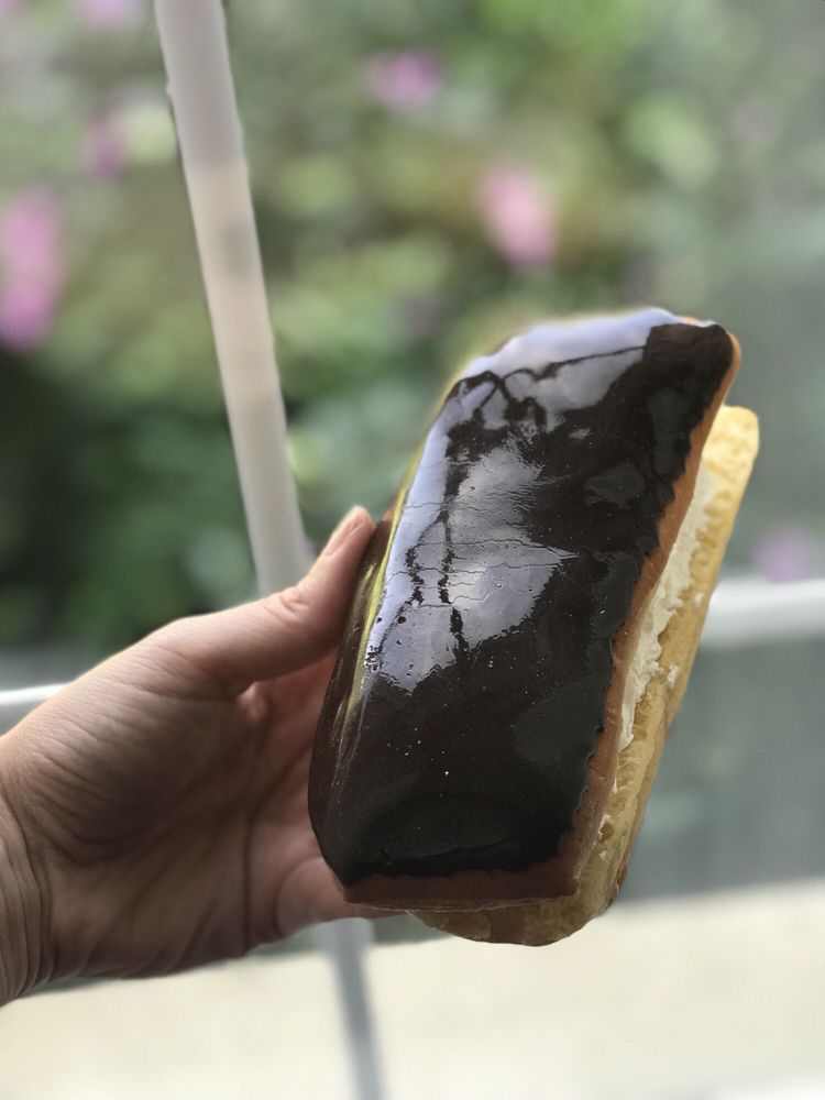 Hollywood Donuts