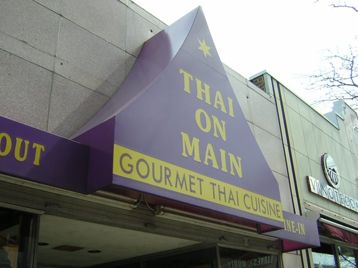 Thai On Main CLOSED 31 Reviews Thai 415 S Main St, Downtown