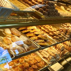 Tarzana Bakery - 33 Photos & 69 Reviews - Bakeries - 19003 ...