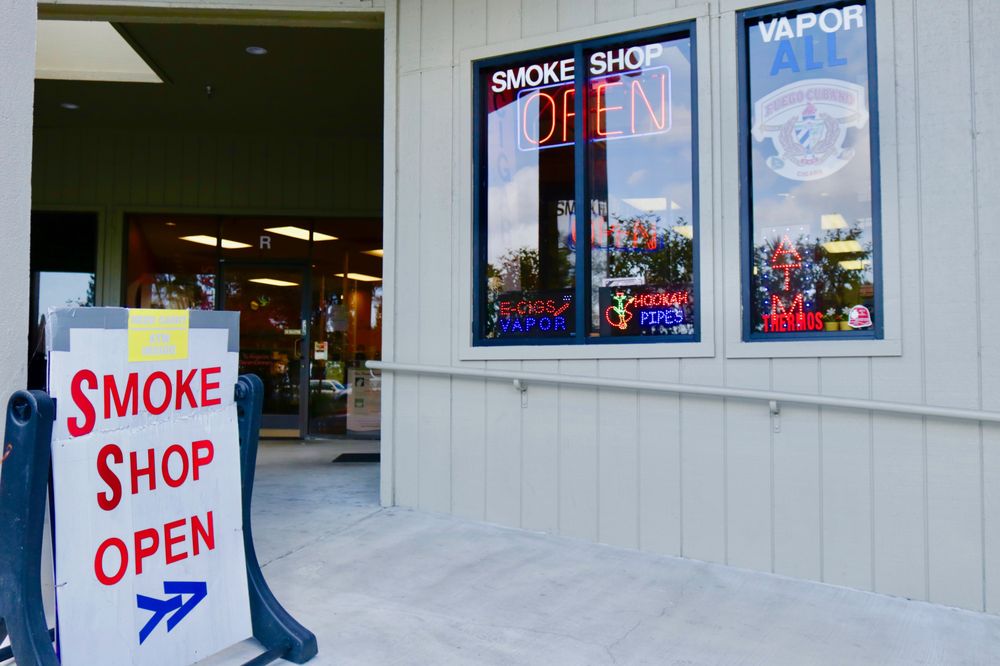 Belmont Smoke Shop & Novelties 12 Reviews Tobacco Shops 390 El