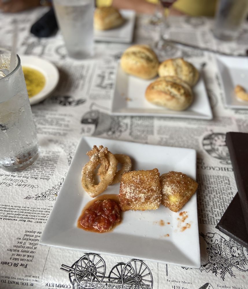 Nonna's Trattoria