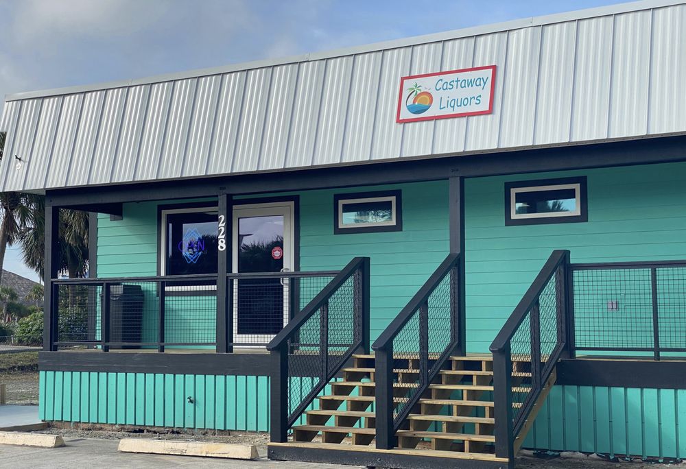 Castaway Liquors
