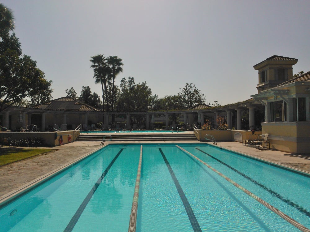 Vista del Lago condominium complex Apartments Caminito Cantilena