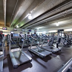 Calhoun Beach Athletic Club 84 Photos 13 Reviews Gyms 2925 Photo Of Calhoun Beach Athletic Club Minneapolis Mn United States