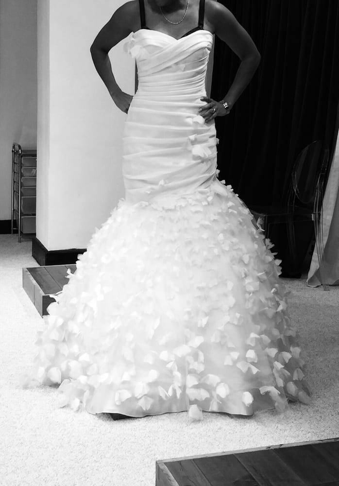 Beautiful Selection Of Dresses This Was A Runner Up Yelp Photo Of Glamour Closet New York Ny United States Beautiful Selection