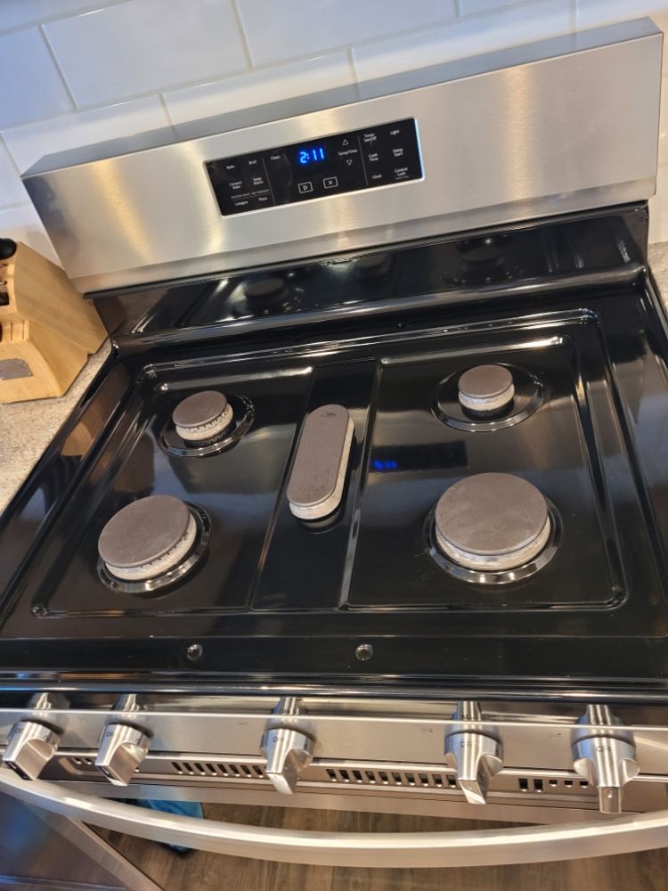 Mayra Cleaning Solution