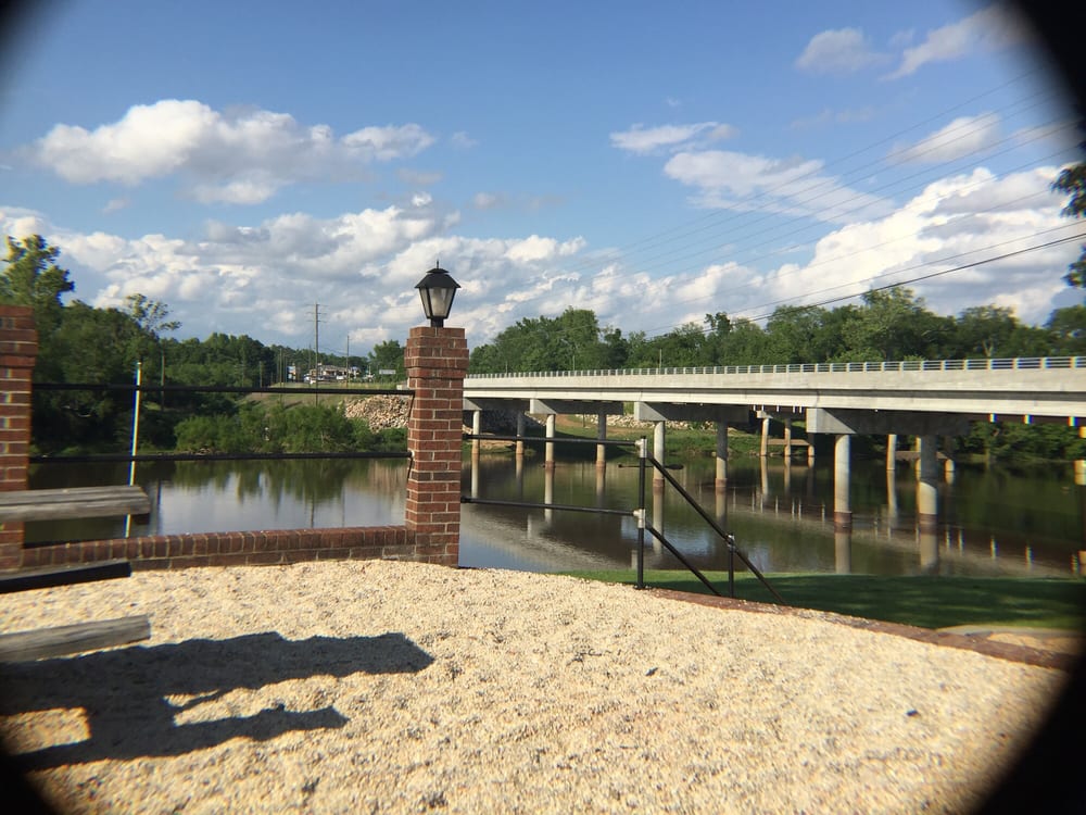 Howard’s Barbeque 19 Photos & 27 Reviews Barbeque 100 S Main St, Lillington, NC