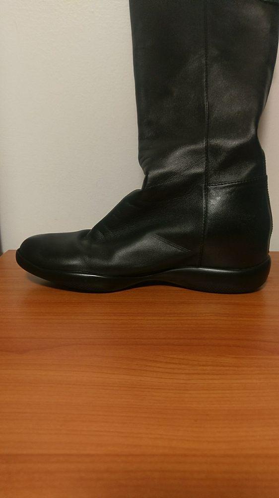 Mikes Shoe Repair 27 Reviews Shoe Stores 15031 Mikes Shoe Repair 27 Reviews Shoe Stores 15031