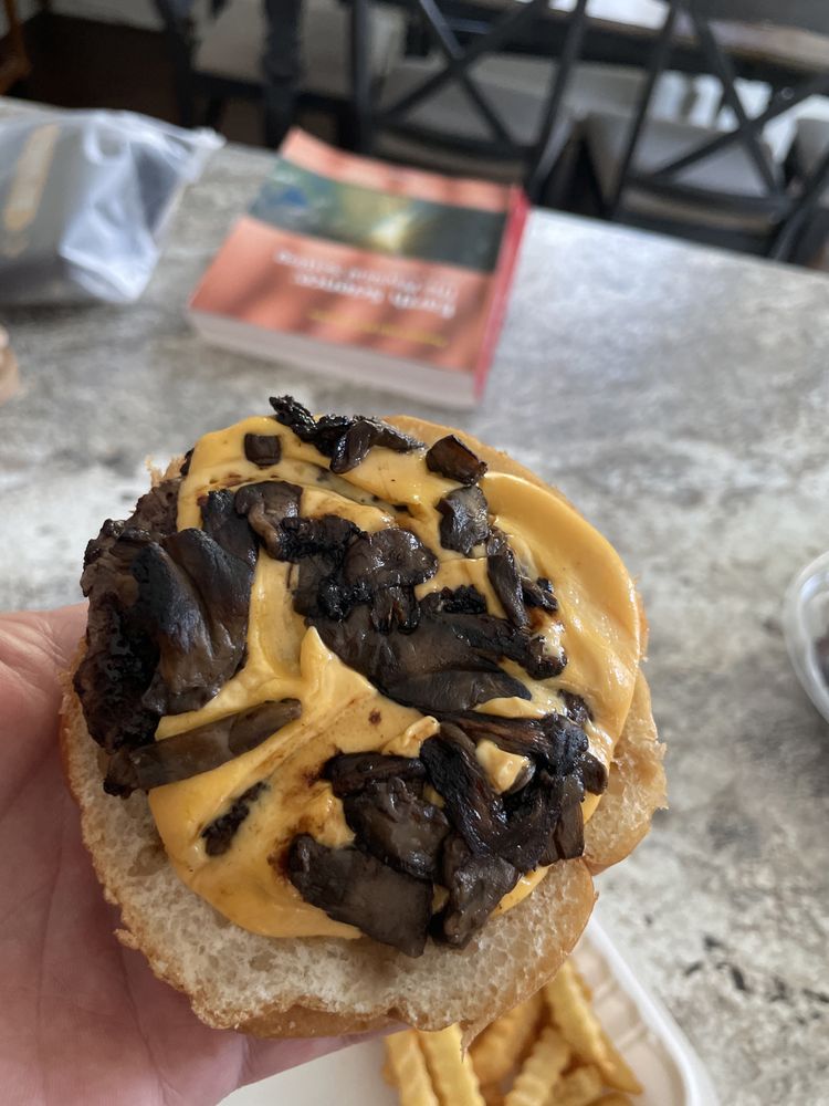 J & M Restaurant & Deli