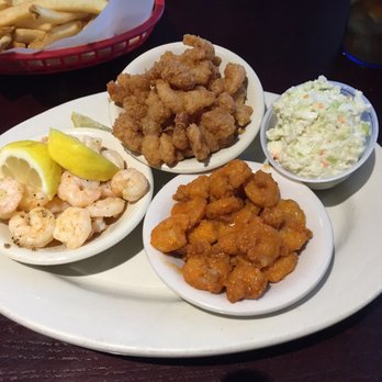 Beck S Restaurant 92 Photos 115 Reviews Seafood 1014 River Photo Of Beck S Restaurant Calabash Nc United States Shrimp Trio