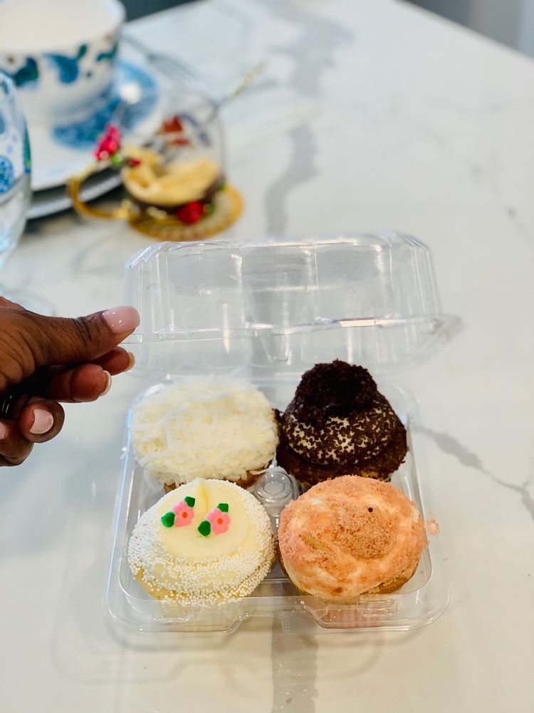 Sweet Box Cupcakes