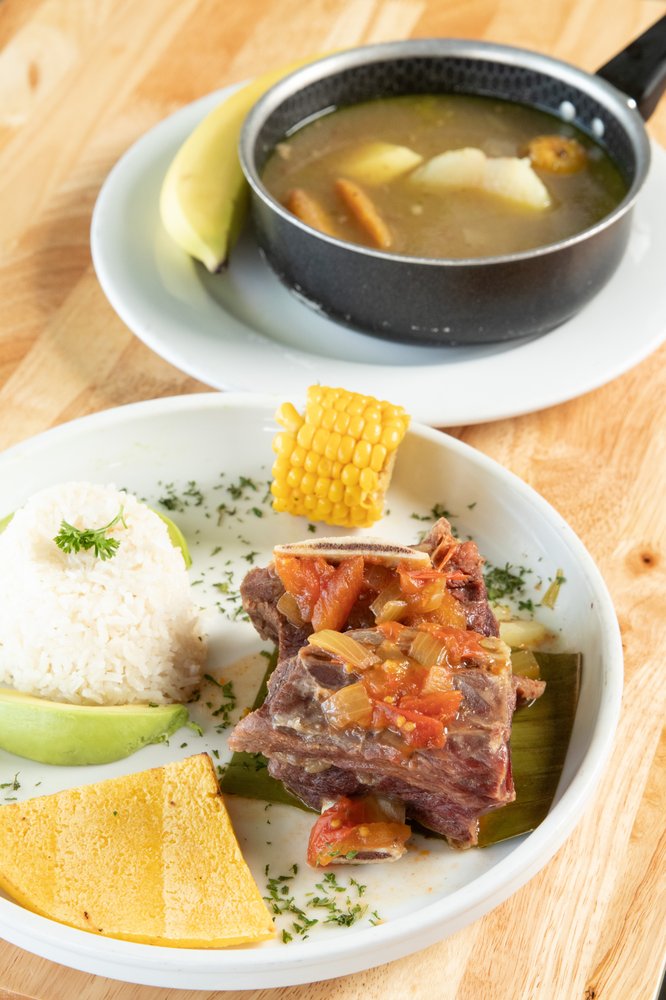 Bandeja Paisa Restaurant