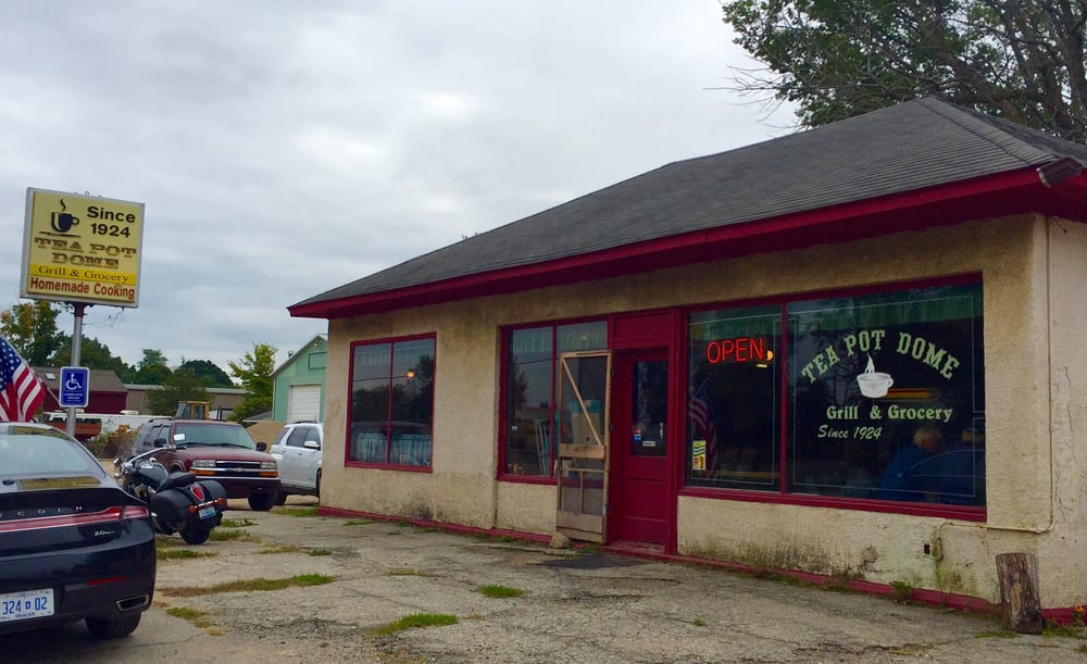 Teapot Dome 12 Photos & 16 Reviews Breakfast & Brunch 42887 W Red