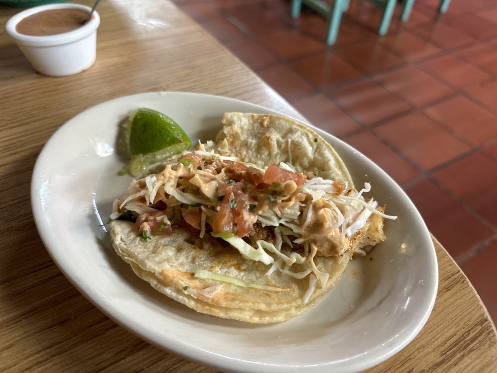 La Lomita  Grill