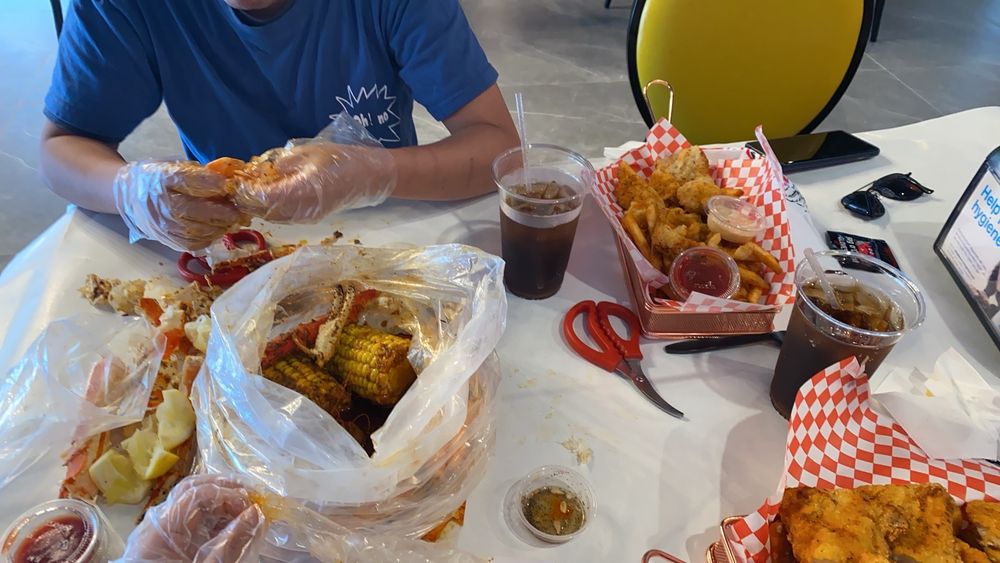 Bag O Crab Escondido