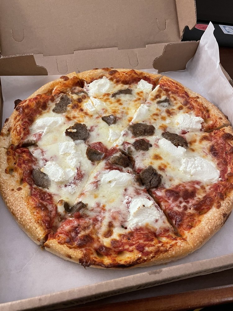 Isopo's Downtown Pizza