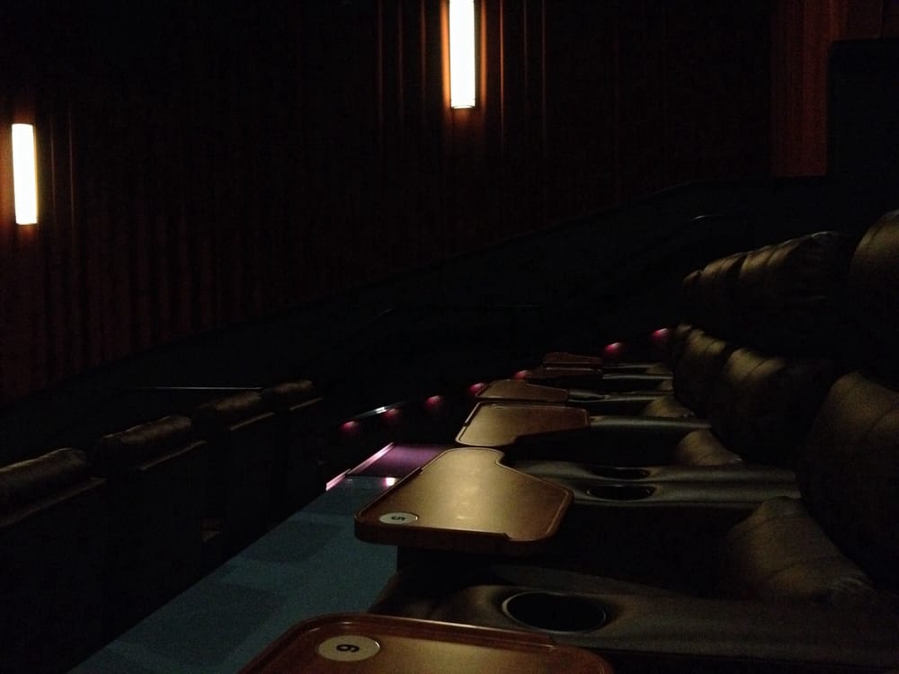 Fairchild Cinemas Queensgate Movie Theater Richland, WA Reviews