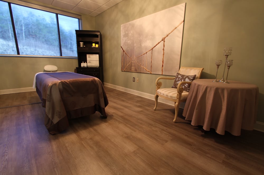 Crystal Valley Day Spa Nail Salons 3598 Hwy 11, Travelers Rest, SC