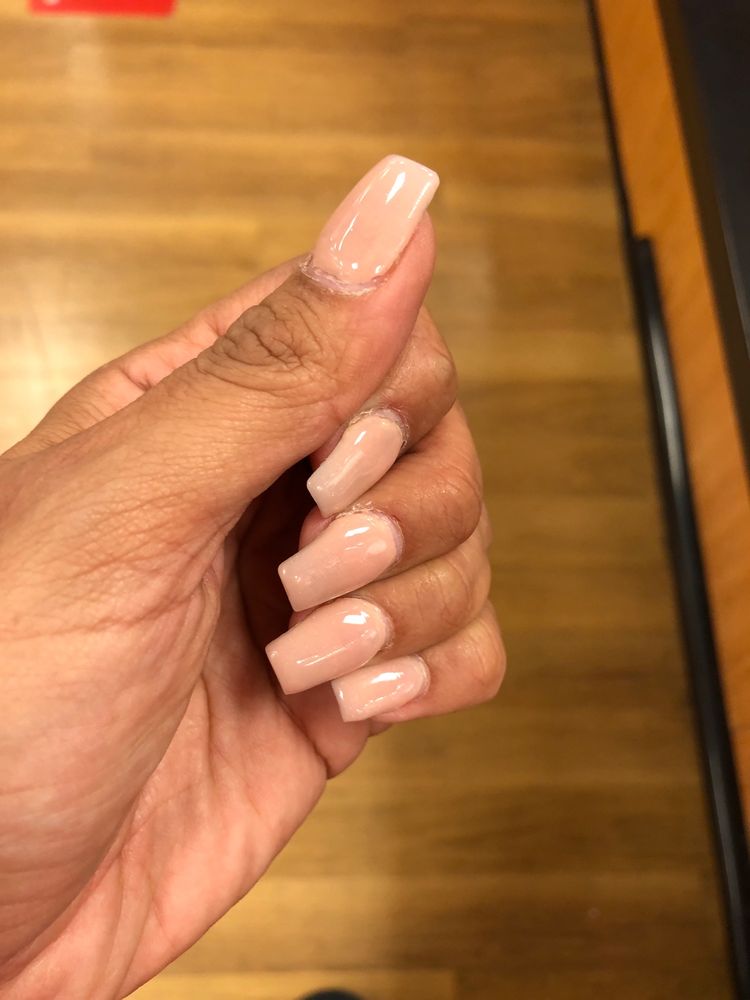 Gossip Nails