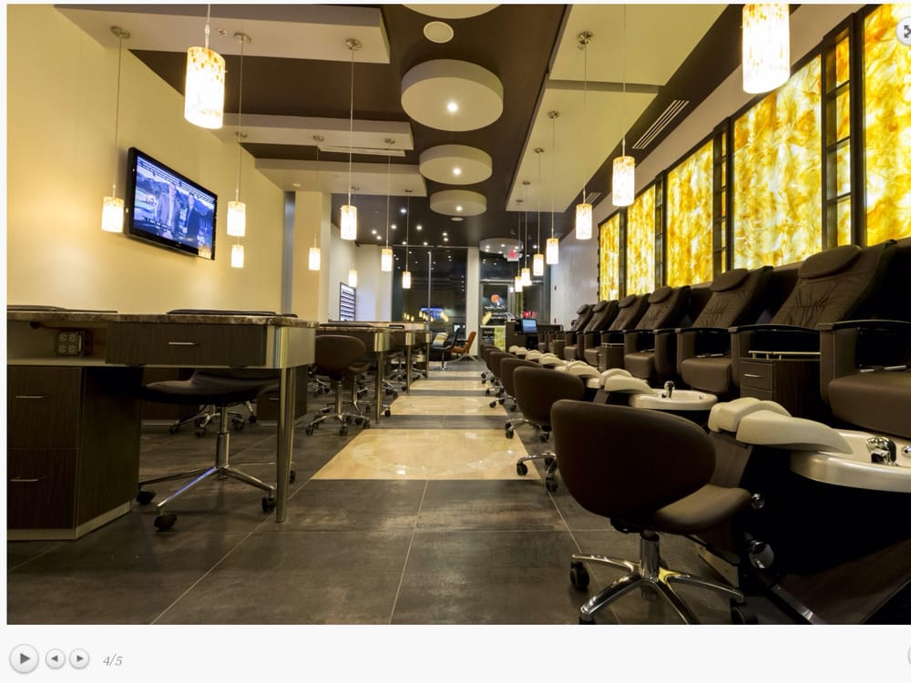 21 Nail Lounge