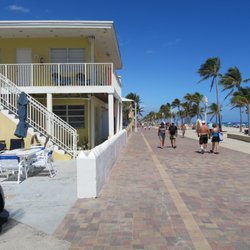 Paradise Oceanfront Hotel 21 Photos 12 Reviews Hotels 1907 N Photo Of Paradise Oceanfront Hotel Hollywood Fl United States
