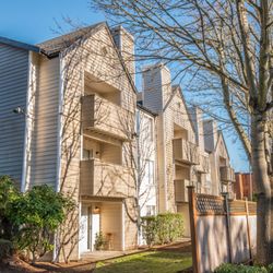 Cierra Commons Contact Agent Apartments 608 S 152nd St Burien Photo Of Cierra Commons Burien Wa United States