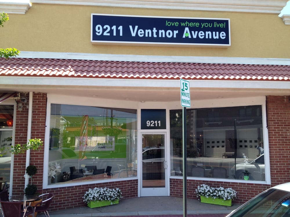 Paula Hartman BHHS Fox & Roach, Realtors Real Estate Agents 9218