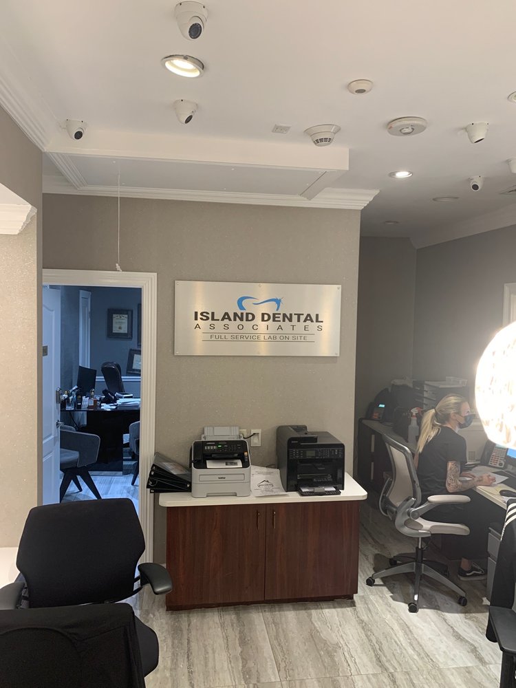 Island Dental Associates