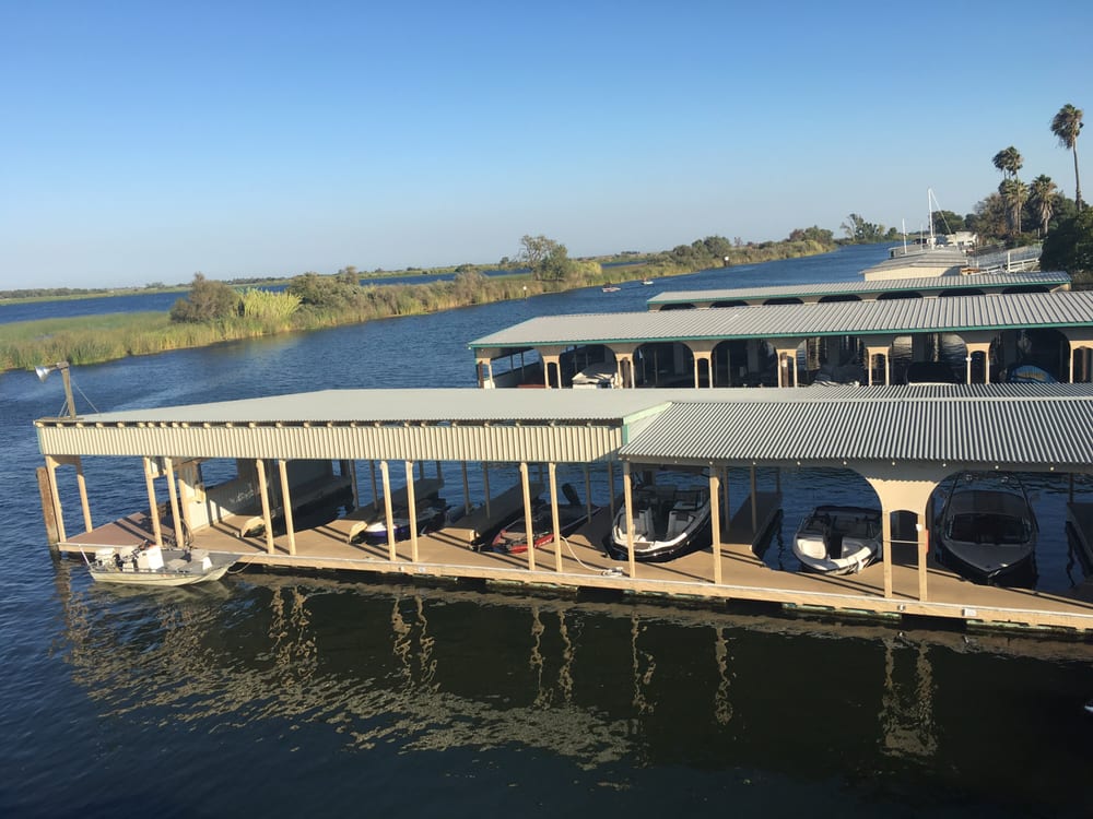 Paradise Bar American (Traditional) 4515 Willow Rd, Bethel Island