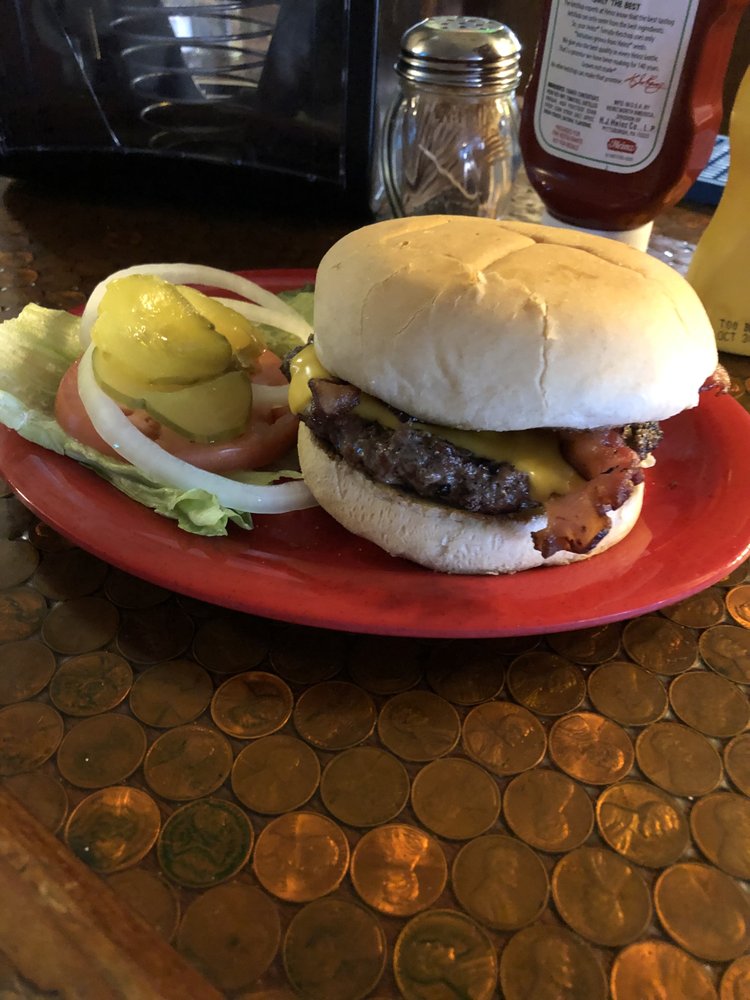 Sidewaze Sports Bar & Grill