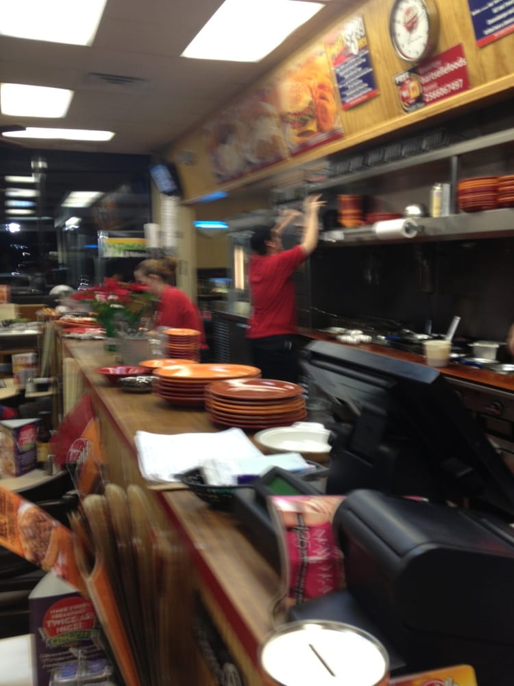 Huddle House - American (New) - 1802 Main St E, Hartselle, AL