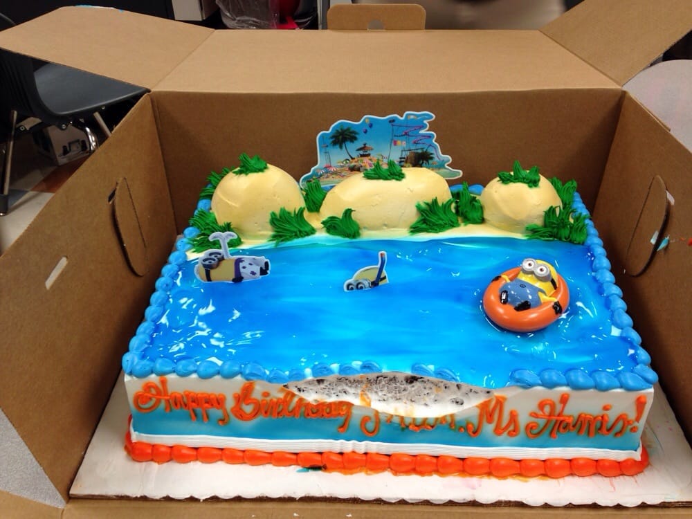 Birthday Cake One Of My Students Ordered For Me Got Messed Up In Photo Of El Bolillo Bakery Houston Tx United States Birthday Cake One