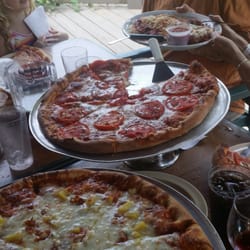 Iannucci S Pizzeria Italian Restaurant 41 Reviews Photo Of Iannucci S Pizzeria Italian Restaurant Hendersonville Nc United States Pizzas