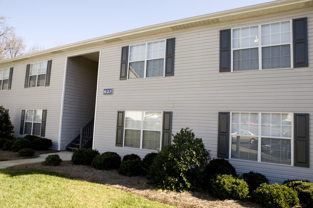 Cross Creek Apartments