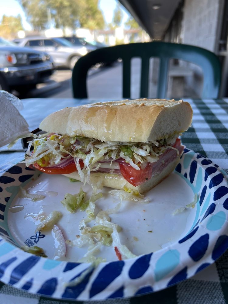 Niccoli's Italian Grocery & Deli