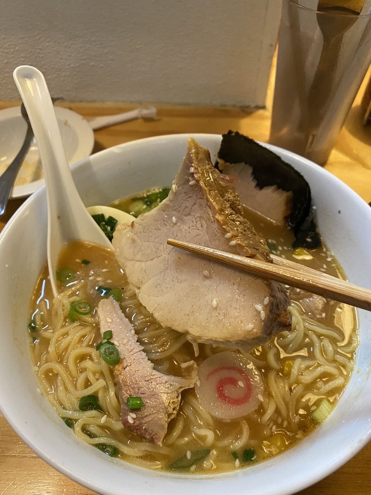 Yoshi Ramen