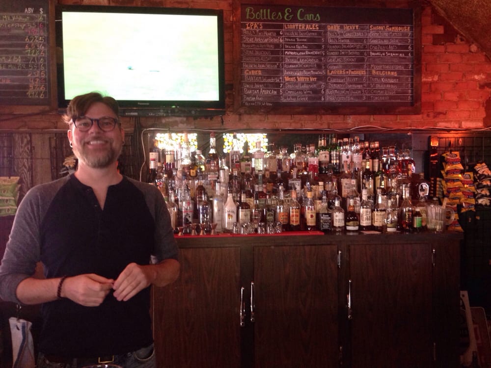 The Montrose Saloon 45 Reviews Dive Bars 2933 W Montrose Ave