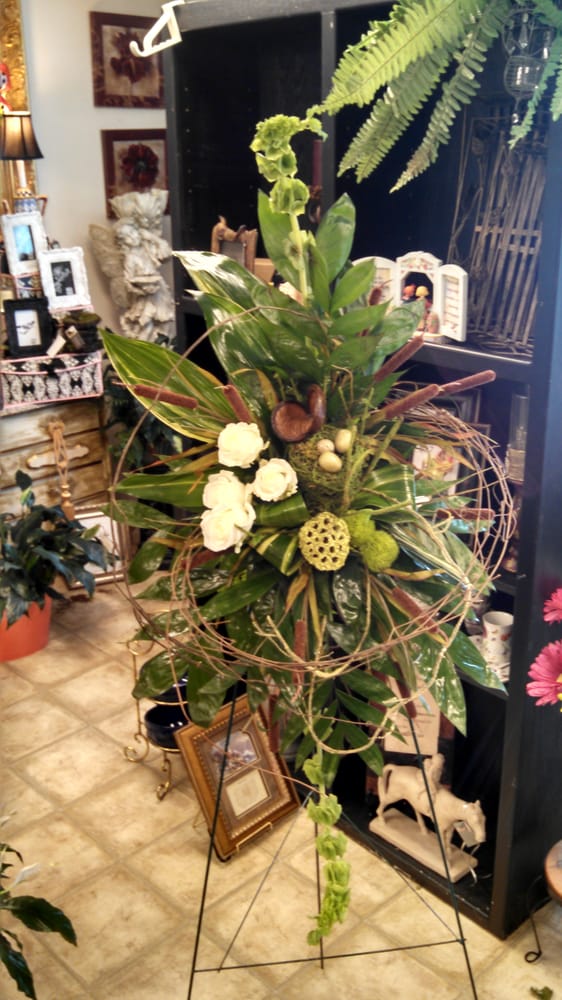 Rabbit’s Nest Florist & Gifts Florists 6995 Wall Triana Hwy